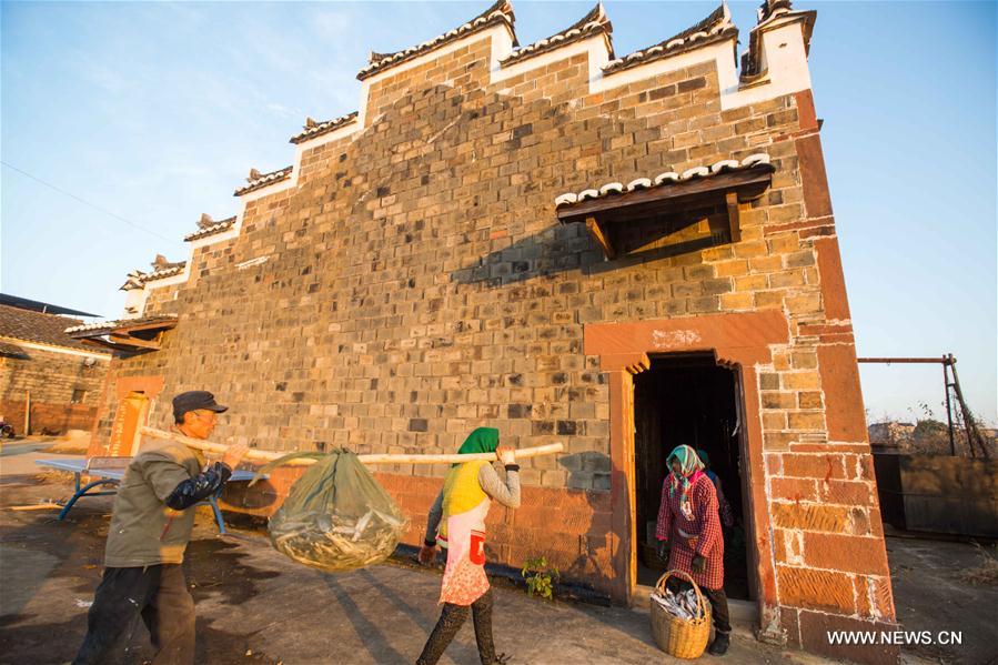 #CHINA-JIANGXI-FISH-DRYING (CN)