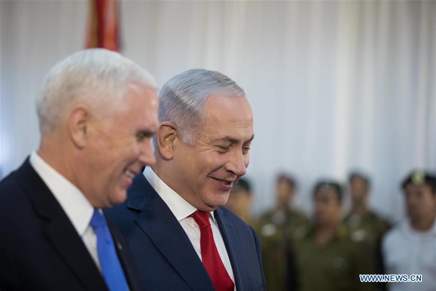 MIDEAST-JERUSALEM-NETANYAHU-PENCE-MEET