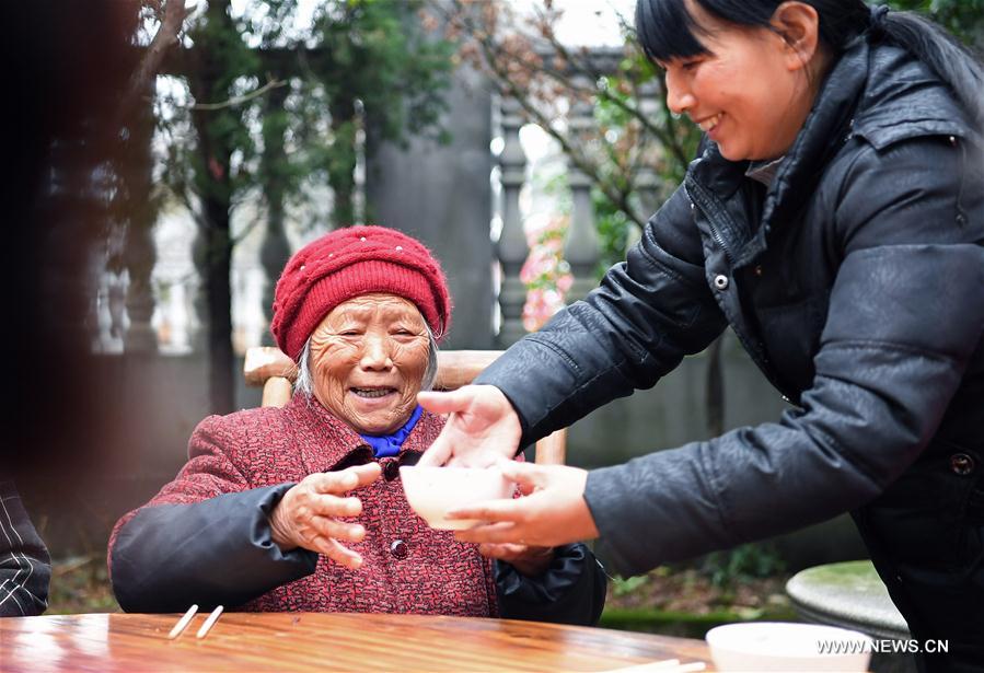 CHINA-JIANGXI-SENIORS LIVING ALONE-LABA FESTIVAL (CN)