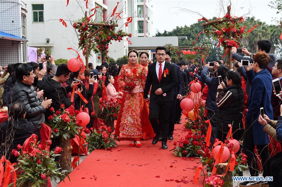 CHINA-PUTIAN-GROUP WEDDING-TRADITIONAL CULTURE (CN)