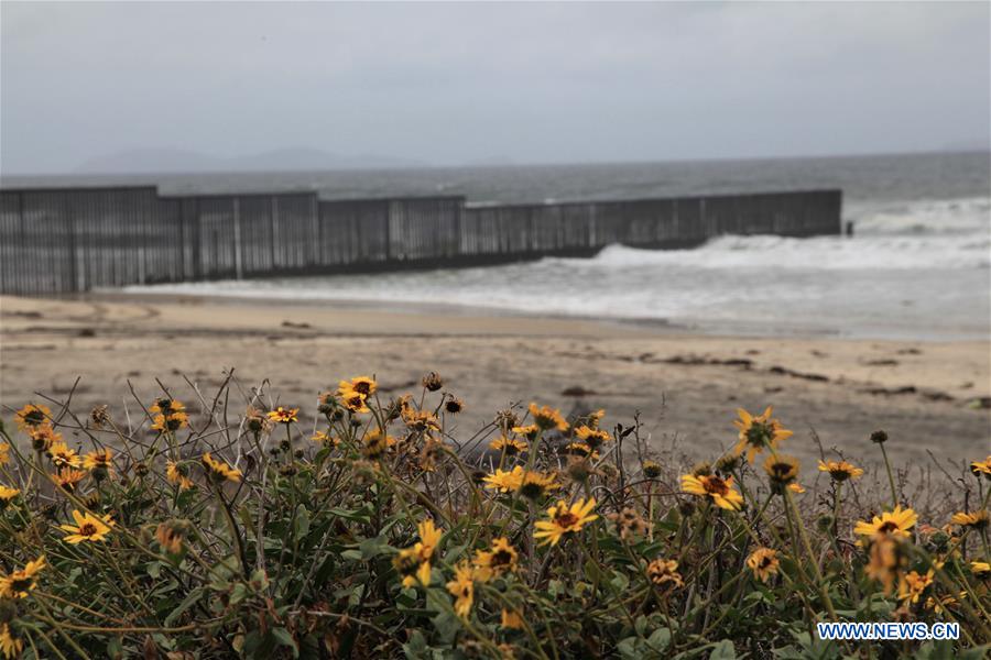 U.S.-SAN DIEGO-CENTRAL AMERICAN MIGRANTS