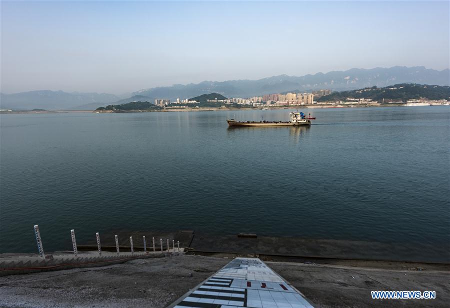 #CHINA-HUBEI-THREE GORGES RESERVIOR-WATER LEVEL-FALL (CN)