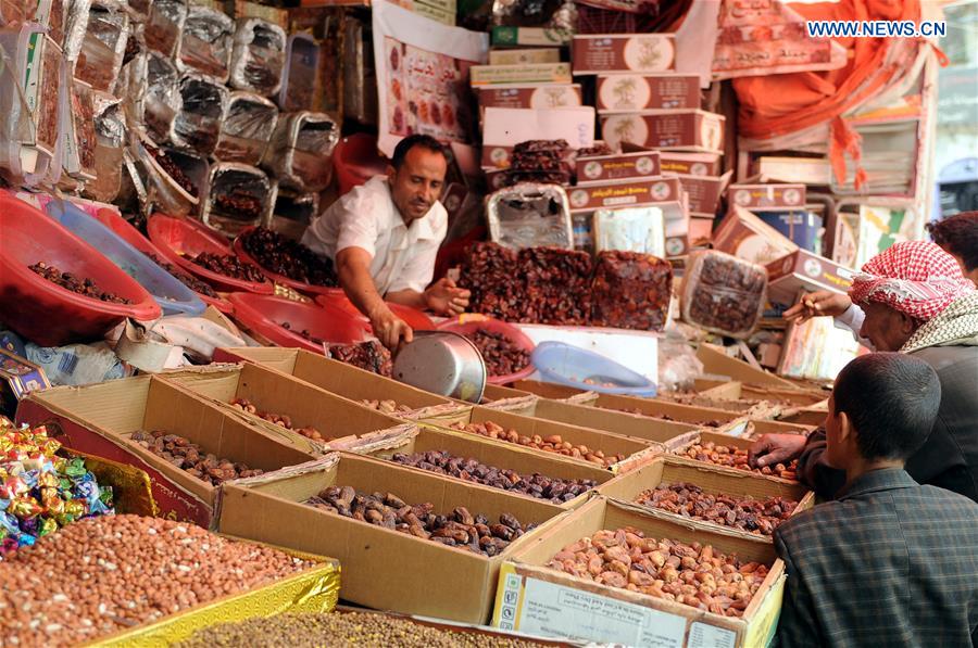 YEMEN-SANAA-SWEETS