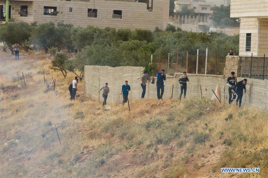 MIDEAST-BETHLEHEM-FRIDAY-PRAYERS