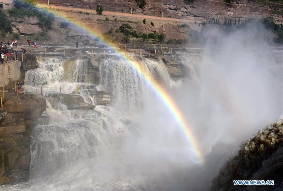 #CHINA-SHANXI-HUKOU WATERFALL (CN)