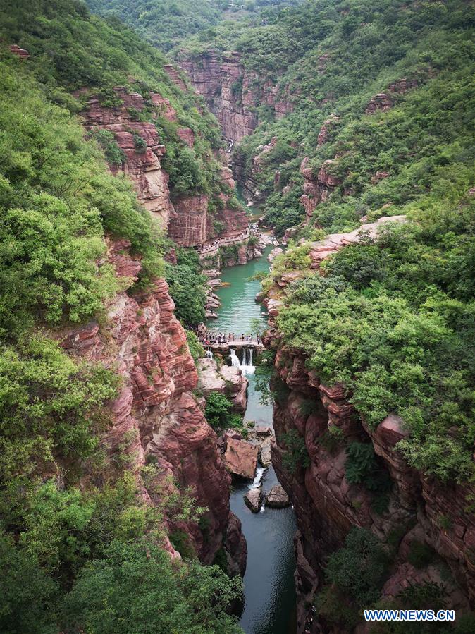 CHINA-HENAN-JIAOZUO-HONGSHI GORGE (CN)