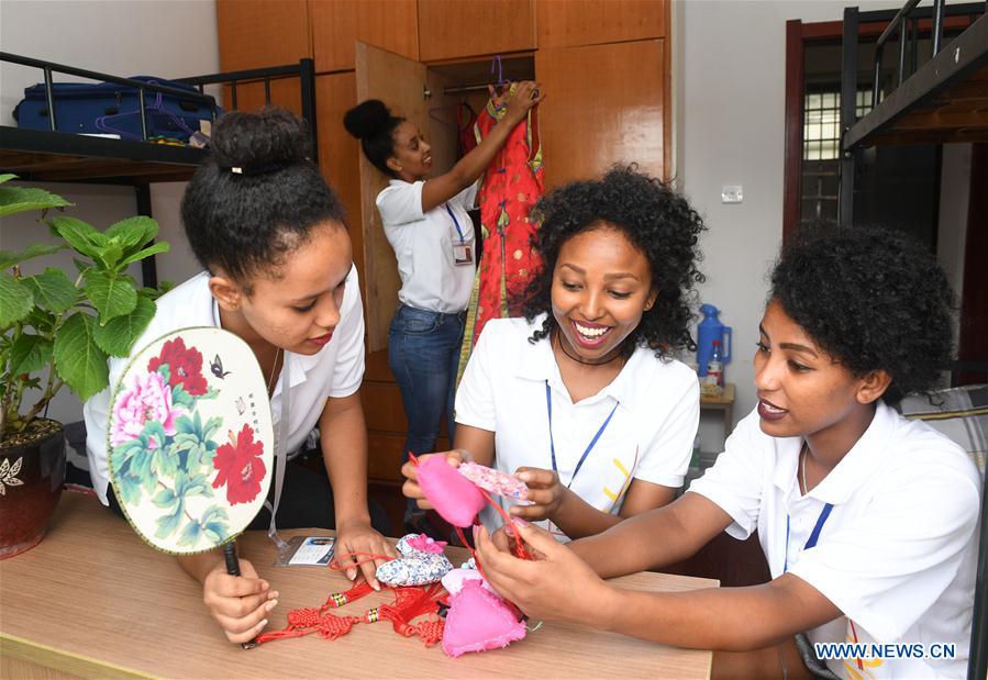 CHINA-ZHEJIANG-CLOTHING MANUFACTURER-ETHIOPIAN WORKERS (CN)