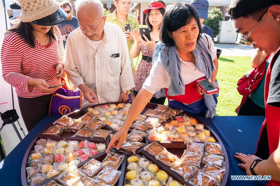 U.S.-LOS ANGELES-MID-AUTUMN DAY-CELEBRATION