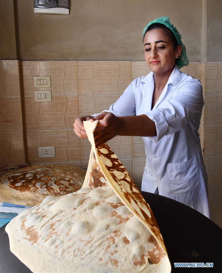 SYRIA-SWEIDA-BAKERY-CHARITY-ORPHANS