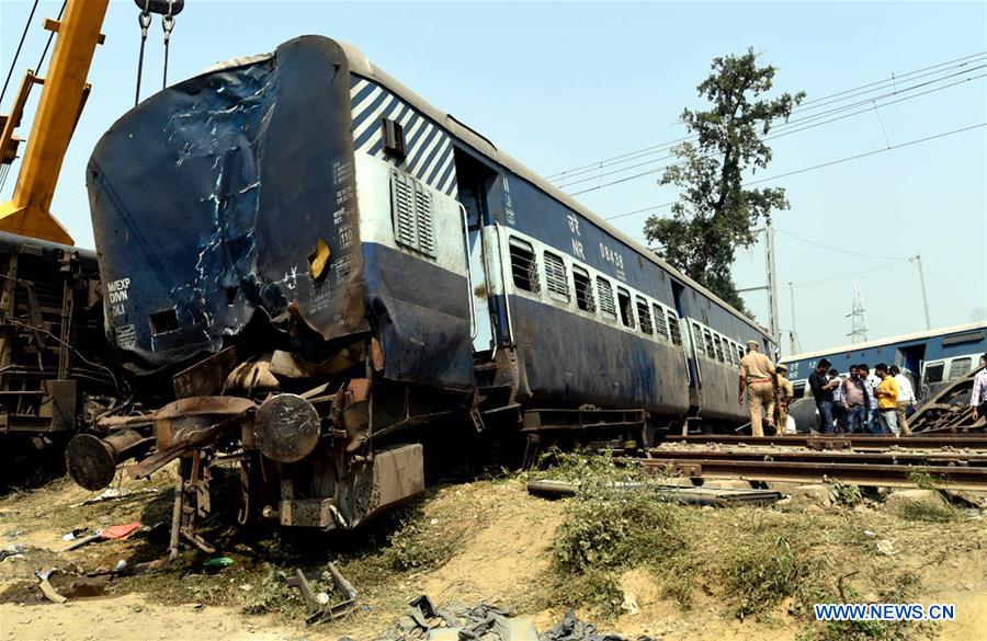 INDIA-UTTAR PRADESH-TRAIN-ACCIDENT