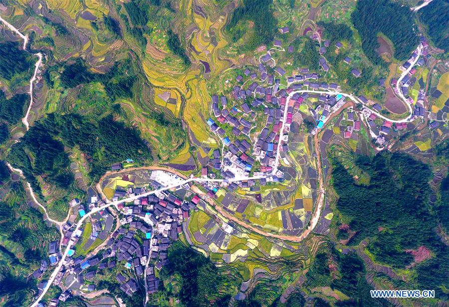 CHINA-GUANGXI-TERRACED FIELD-SCENERY (CN)