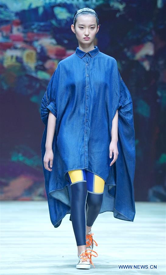 CHINA-BEIJING-FASHION WEEK (CN)