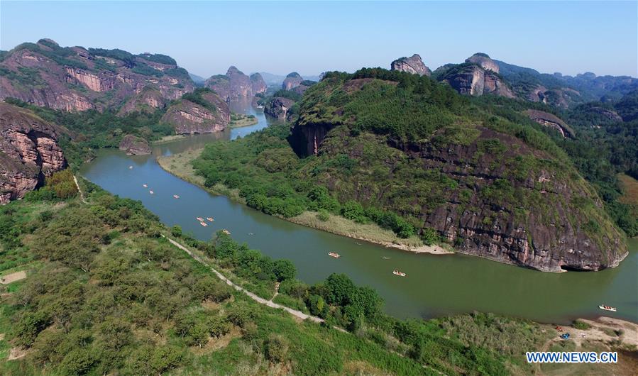 CHINA-JIANGXI-LONGHU MOUNTAIN-AUTUMN SCENERY (CN)