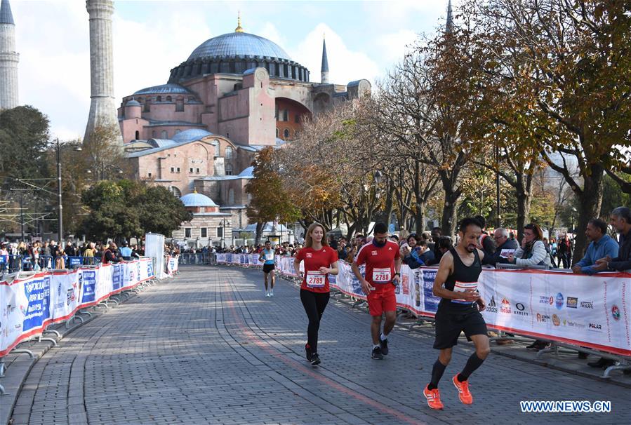 (SP)TURKEY-ISTANBUL-MARATHON