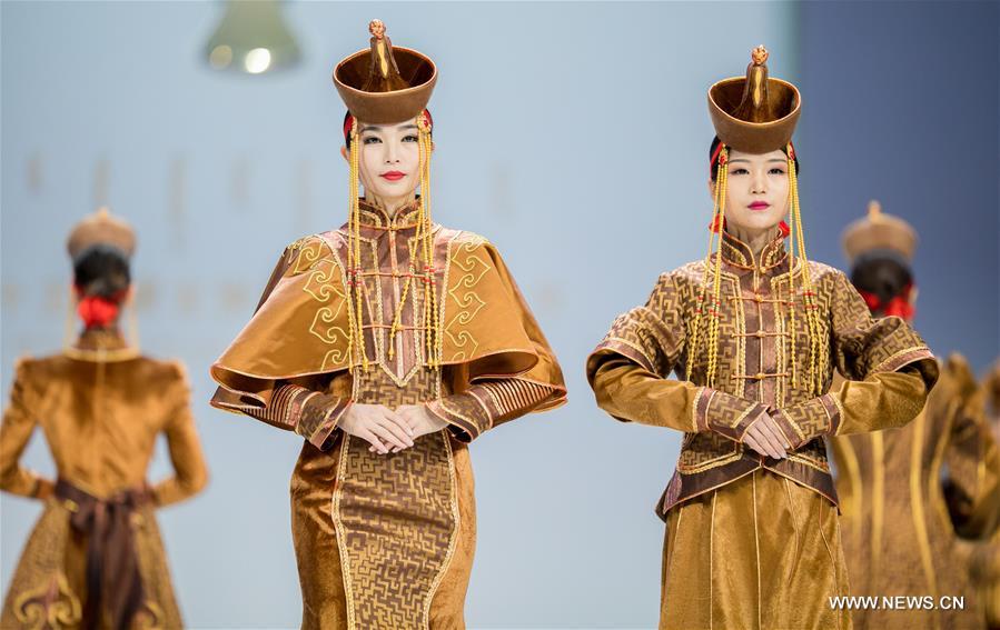 #CHINA-INNER MONGOLIA-HOHHOT-COSTUME FESTIVAL (CN) 