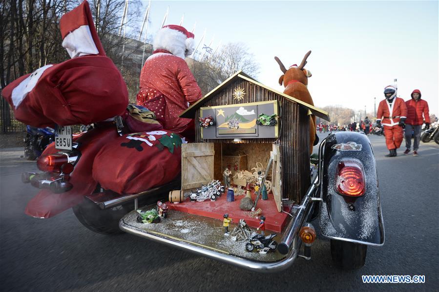 POLAND-WARSAW-SANTA CLAUS ON MOTORCYCLE