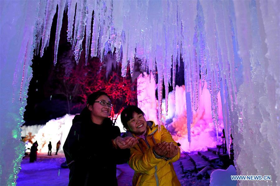 #CHINA-HEBEI-FROZEN WATERFALL (CN)