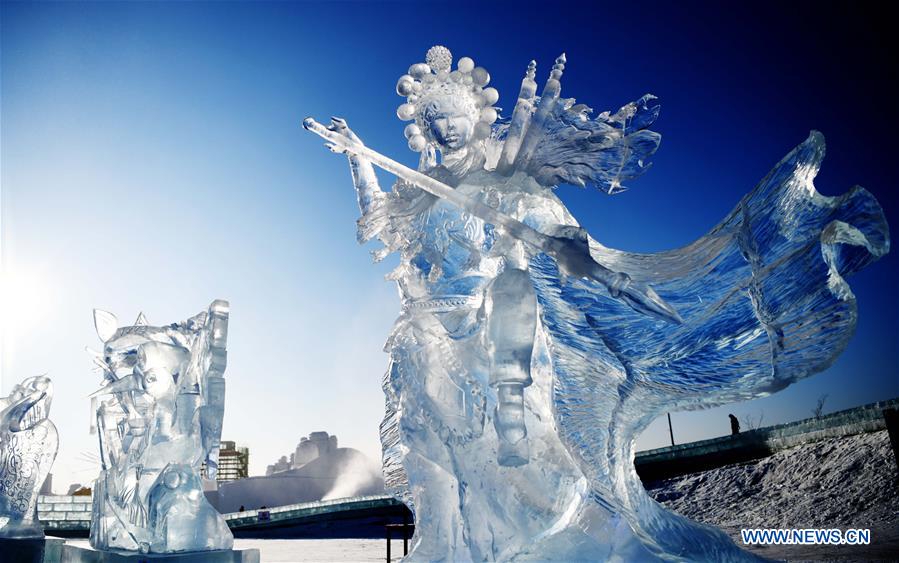 CHINA-HARBIN-ICE SCULPTURE (CN)