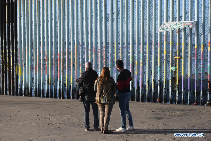 MEXICO-TIJUANA-MIGRATION-BORDER-U.S.