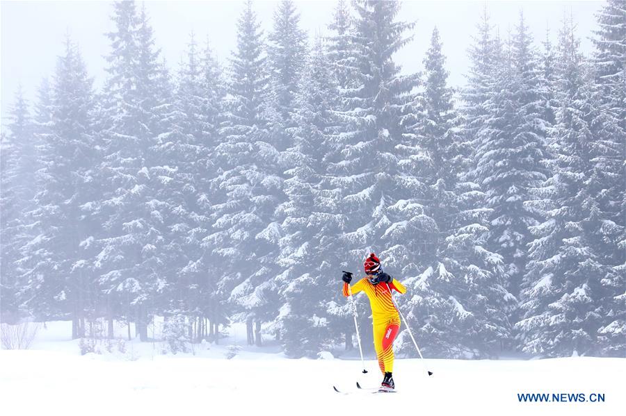 XINHUA PHOTOS OF THE DAY