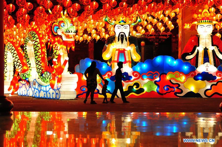 THAILAND-BANGKOK-LANTERN SHOW-SPRING FESTIVAL