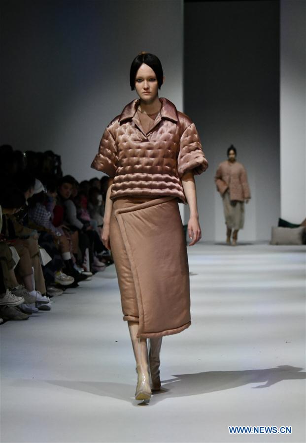 #CHINA-SHANGHAI-FASHION WEEK (CN)