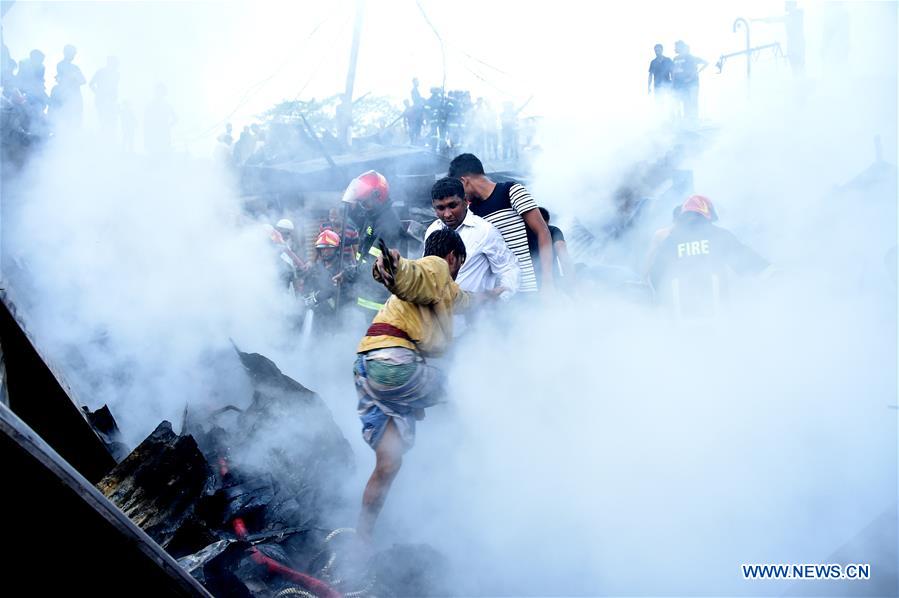 BANGLADESH-DHAKA-KITCHEN MARKET-FIRE