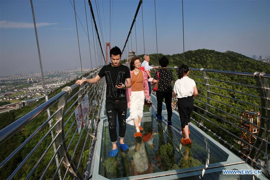 #CHINA-JIANGSU-JIANGYIN-GLASS BRIDGE (CN)