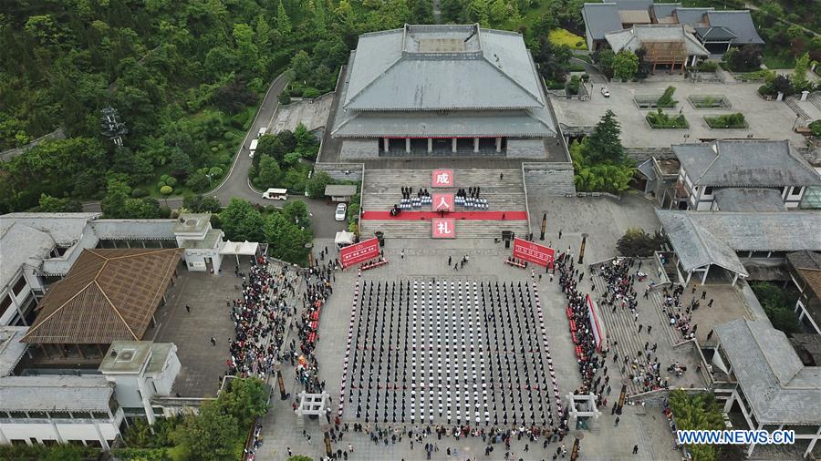 CHINA-GUIYANG-COMING-OF-AGE CEREMONY (CN)