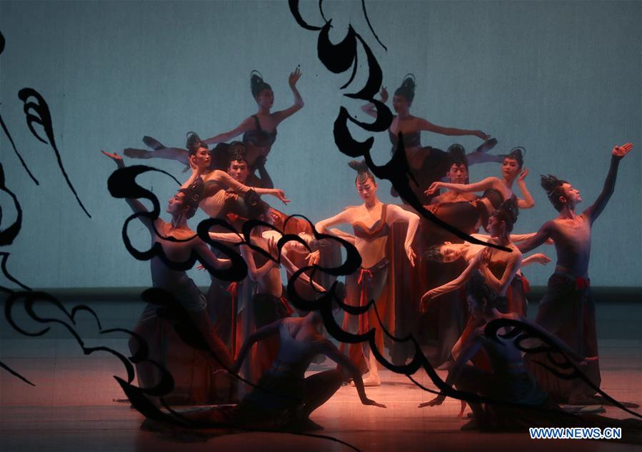 CHINA-SHANGHAI-BALLET DRAMA-DUNHUANG (CN)