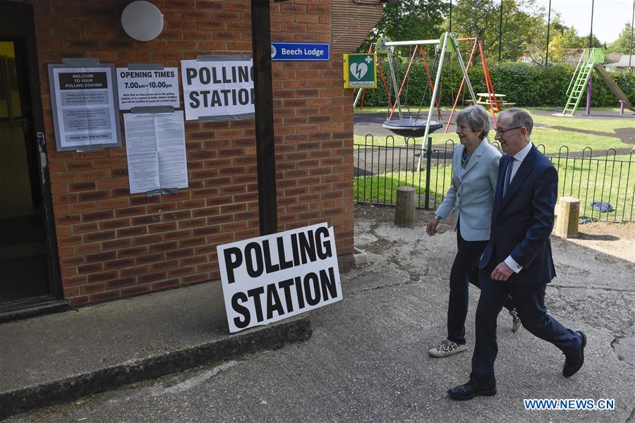 BRITAIN-SONNING-EUROPEAN PARLIAMENT ELECTIONS-THERESA MAY-VOTE