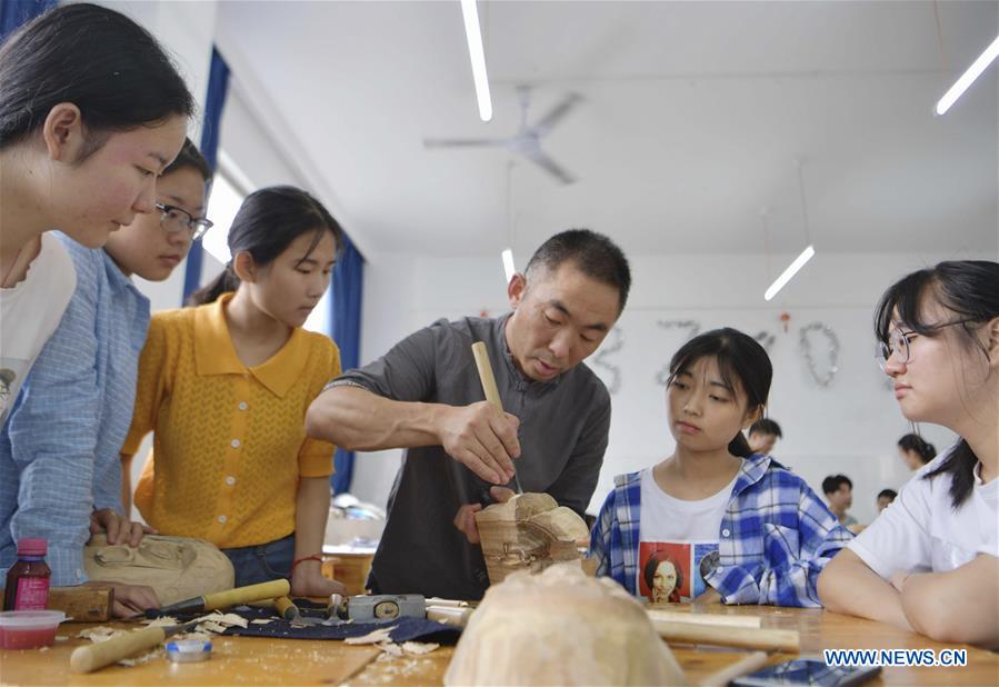 #CHINA-HUBEI-NUO OPERA-MASK MAKING (CN)