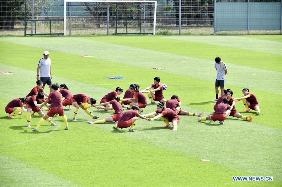 (SP)FRANCE-FABREGUES-2019 FIFA WOMEN'S WORLD CUP-ROUND OF 16-CHINA-TRAINING SESSION