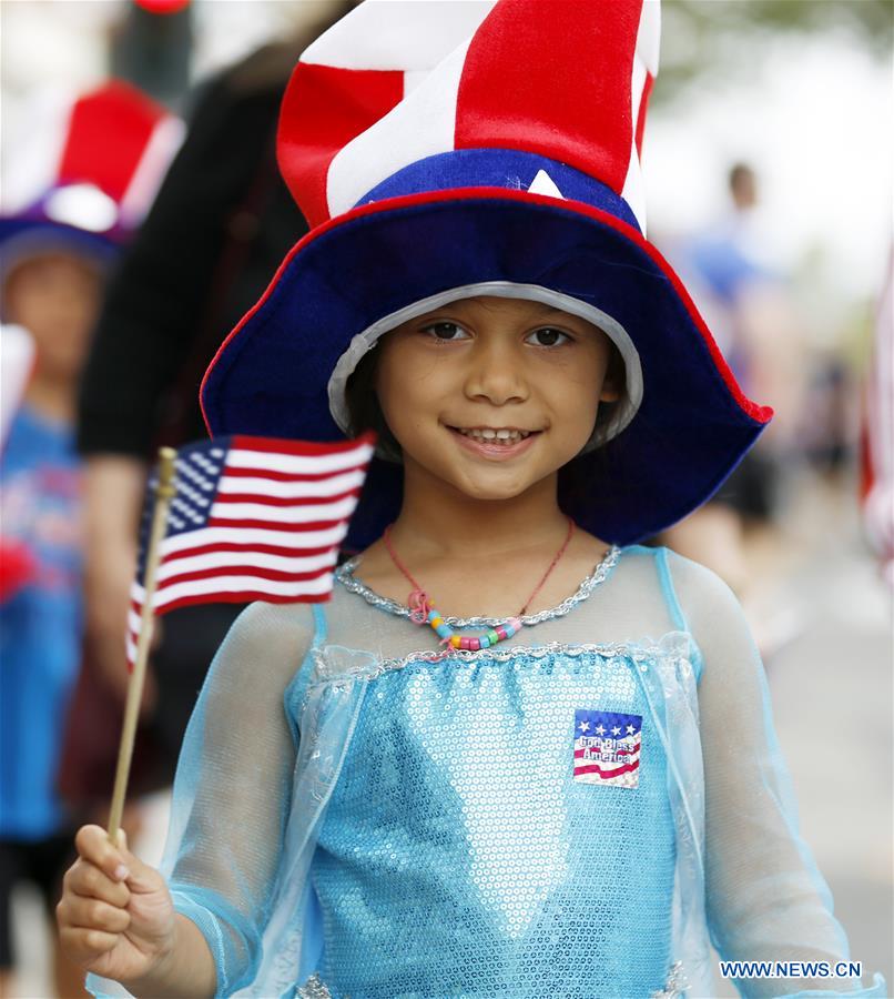 U.S.-SANTA BARBARA-INDEPENDENCE DAY-PARADE