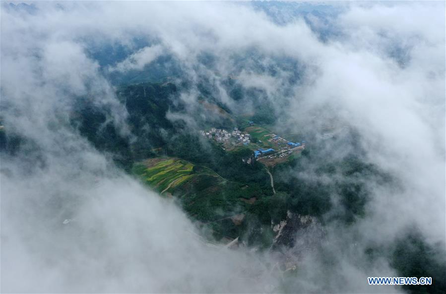 CHINA-GUANGXI-DU'AN-SCENERY (CN)