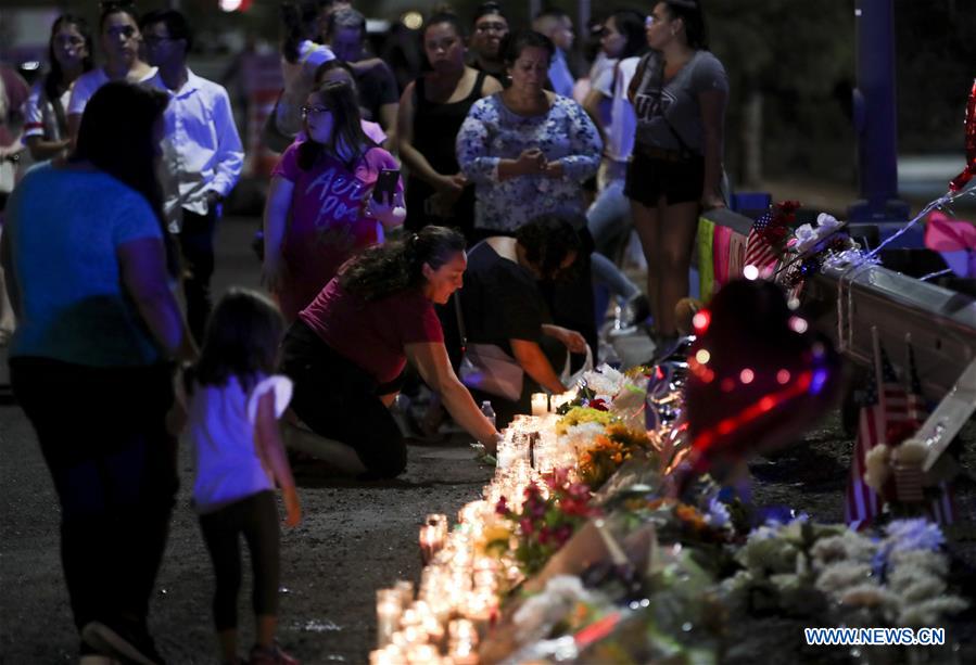 U.S.-EL PASO-MASS SHOOTING-MOURNING