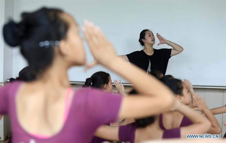 CHINA-HEBEI-DANCING CLASS (CN)