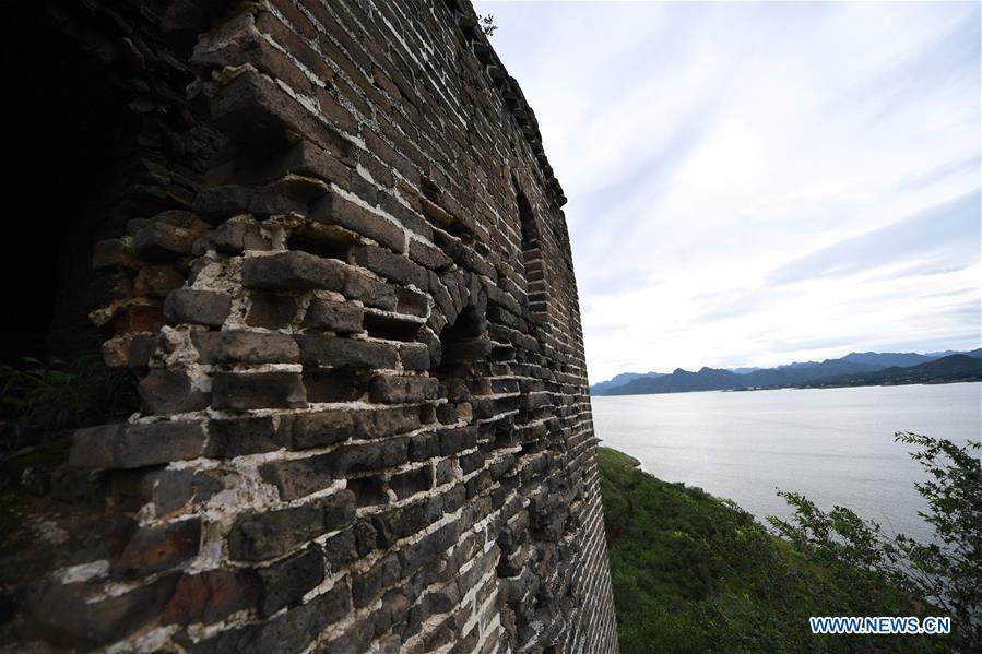 CHINA-HEBEI-CHENGDE-UNDERWATER GREAT WALL (CN)