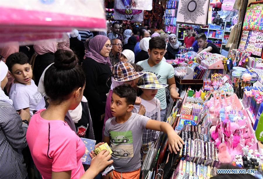 SYRIA-DAMASCUS-SCHOOL YEAR-SHOPPING