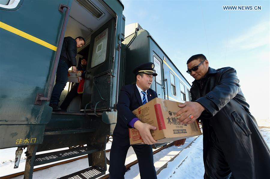 CHINA-INNER MONGOLIA-SLOW TRAIN (CN)