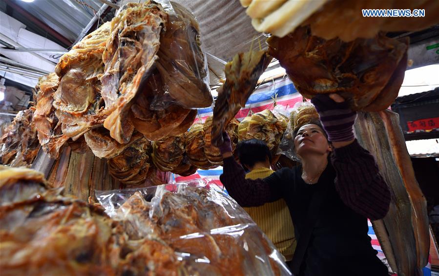 CHINA-HAINAN-DRIED SEAFOOD MARKET-SPRING FESTIVAL (CN)