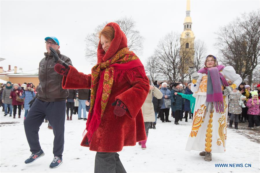 RUSSIA-ST. PETERSBURG-MASLENITSA FESTIVAL