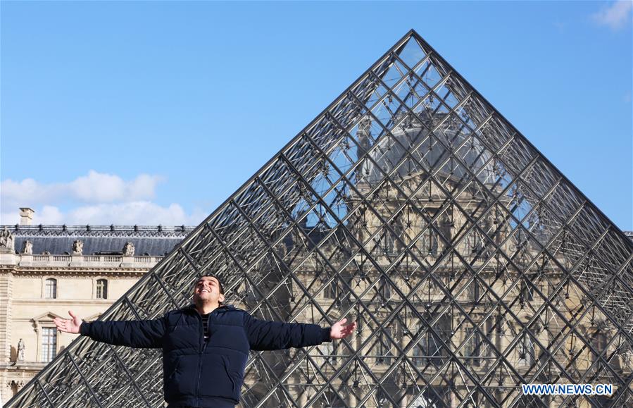 FRANCE-PARIS-LOUVRE MUSEUM-SHUT DOWN