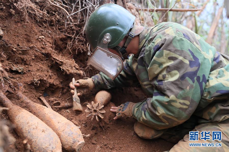 （圖文互動）（1）和平年代，離死神最近的人——南部戰(zhàn)區(qū)陸軍云南掃雷大隊邊境掃雷排爆記事