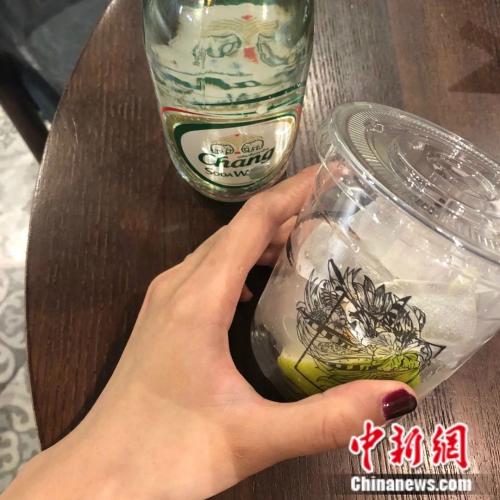 奶茶的種類已經(jīng)不再限制于“奶 茶”。來源：受訪者供圖。