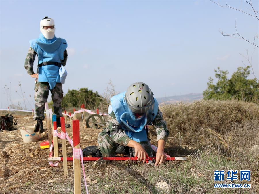 （新華全媒頭條·圖文互動(dòng)）（9）崢嶸歲月30年 中國(guó)藍(lán)盔衛(wèi)和平