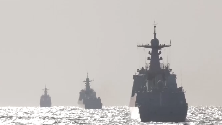 北部戰(zhàn)區(qū)海軍某艦艇訓練中心：聚焦實戰(zhàn)！8艘新型艦艇連續(xù)多天開展海上訓練